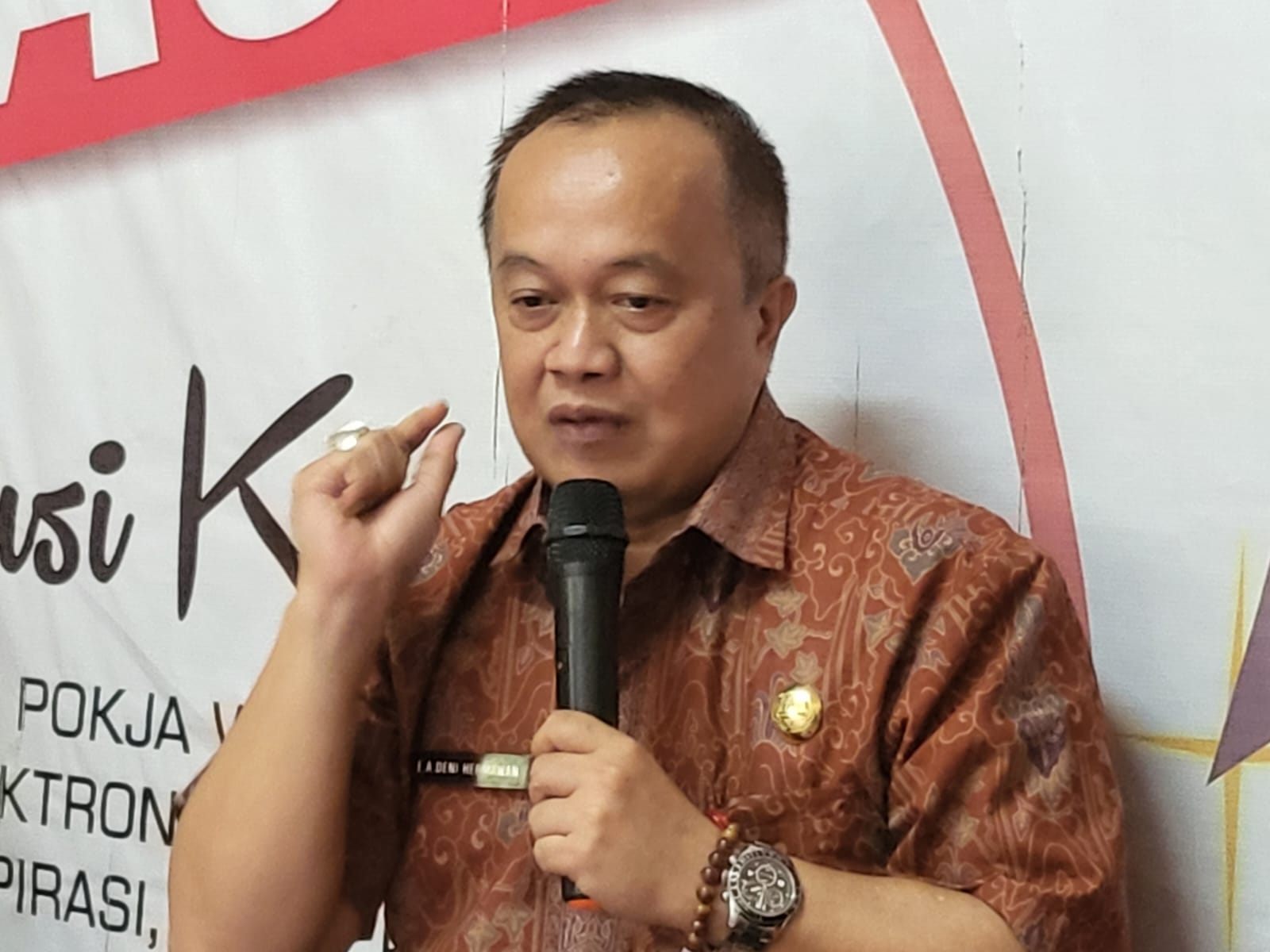 foto: E.A Deni Hermawan Plt Kepala Bapenda Provinsi Banten