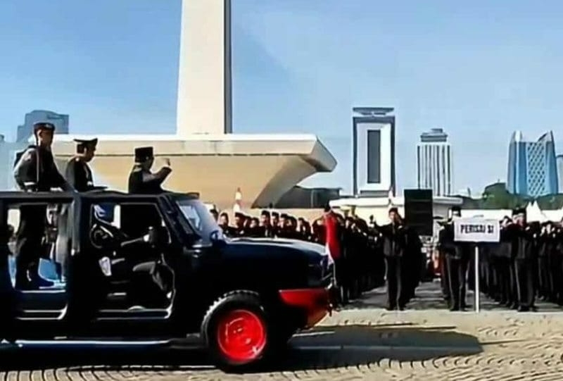 Presiden Prabowo apresiasi Batalyon Perisai Syarikat Islam di momen HUT Bhayangkara ke-79. (Dok. Istimewa)